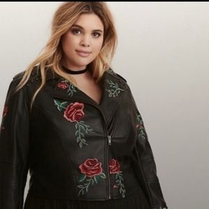 🌹Torrid Embroidered Leather Jacket with Red Roses 🌹